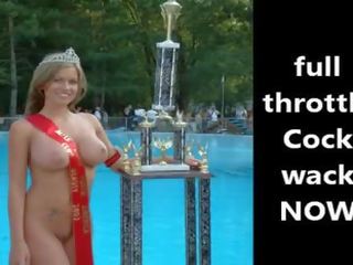 Captivating γυμνός babes compete σε ένα putz χαϊδεύοντας διαγωνισμός